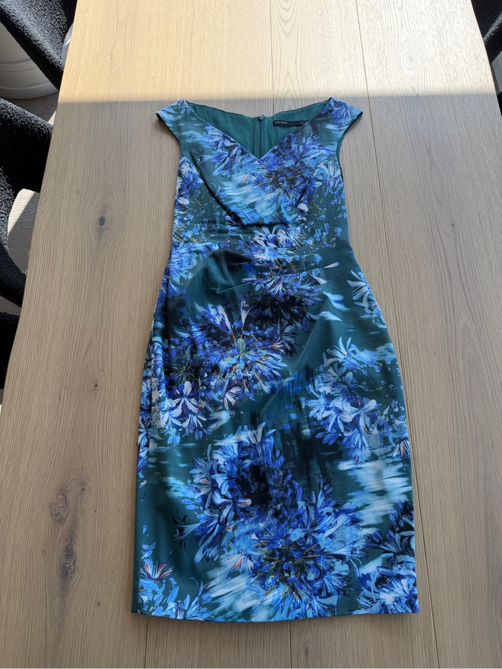 Karen Millen Agapanthus Floral Print Pencil Dress Size 8 Green Blue